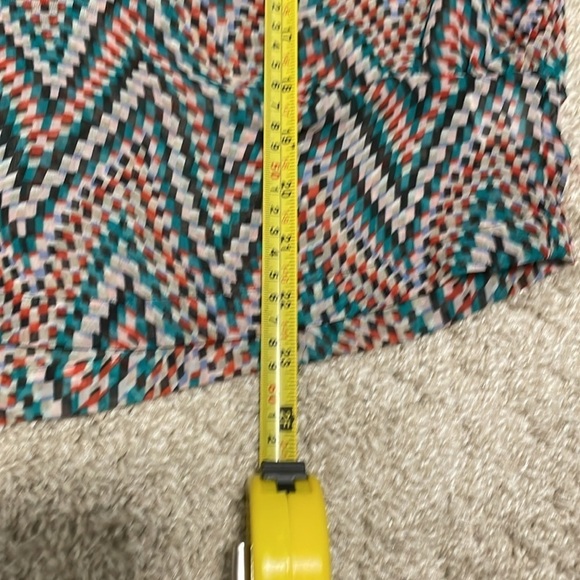 Olive & Oak Women’s Tunic Red & Green Sheer Geometric Contemporary Bohemian - Picture 10 of 12